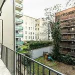 80 Sqm, 3 Bedrooms, 2 Bathrooms, New