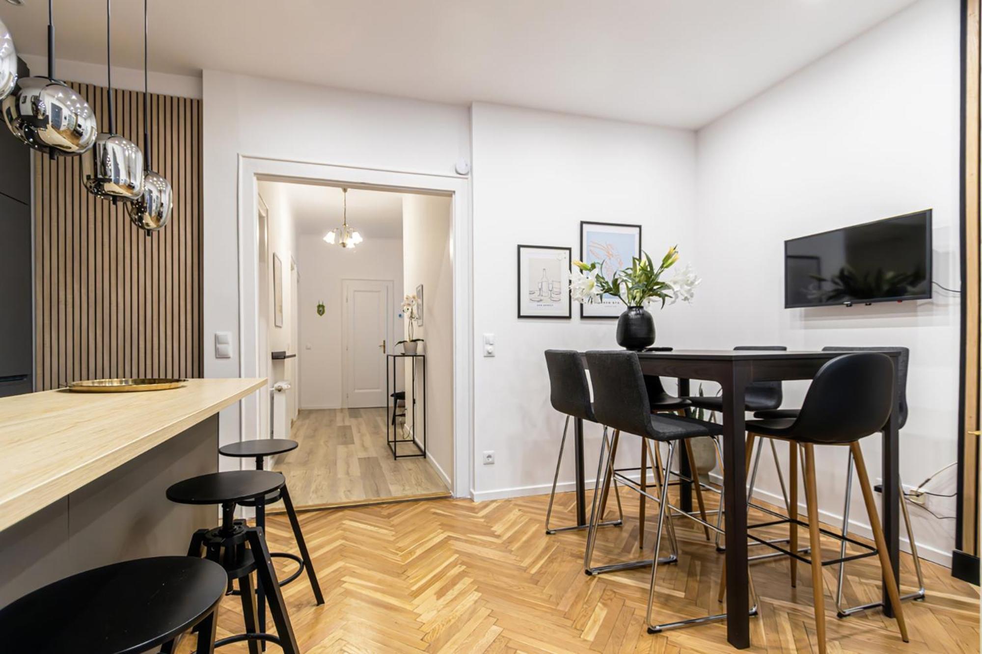 80 Sqm, 3 Bedrooms, 2 Bathrooms, New * Budapest