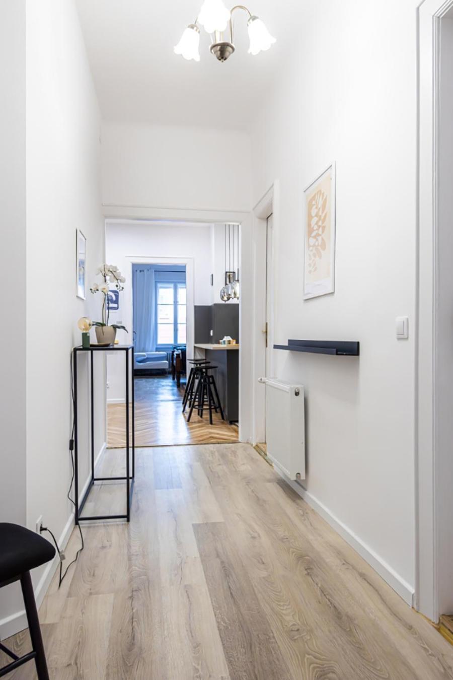 80 Sqm, 3 Bedrooms, 2 Bathrooms, New Apartment Budapest